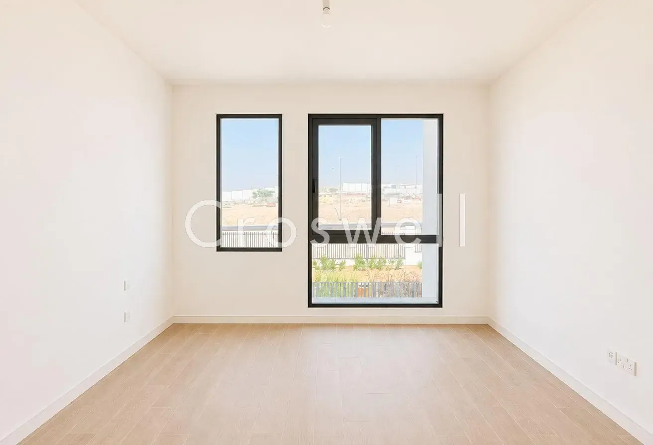 True Corner | Big Plot | Internal Unit