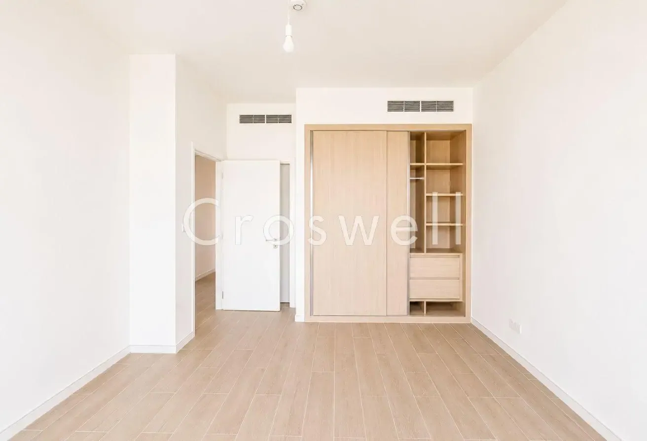 True Corner | Big Plot | Internal Unit