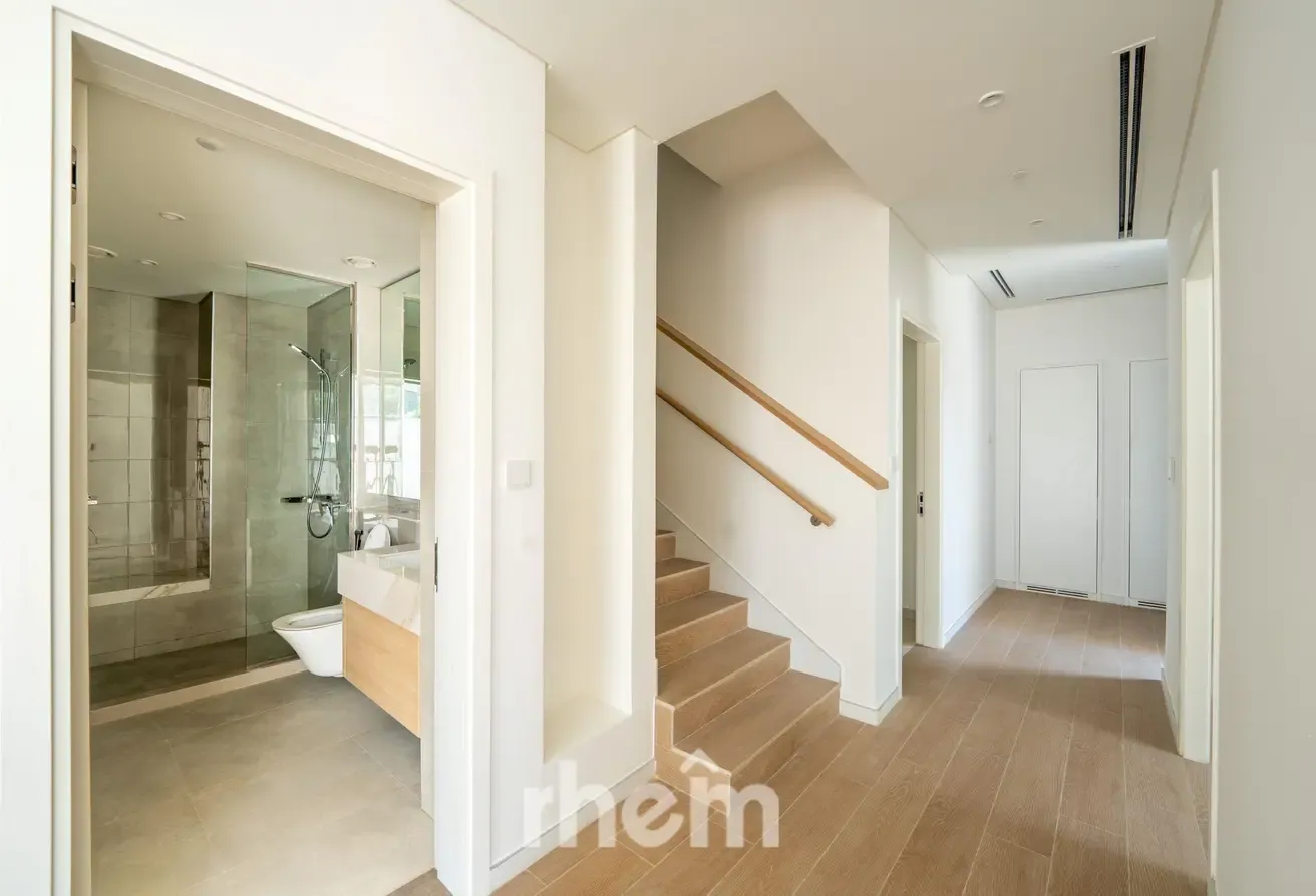 Internal | Family Community | Prime Location