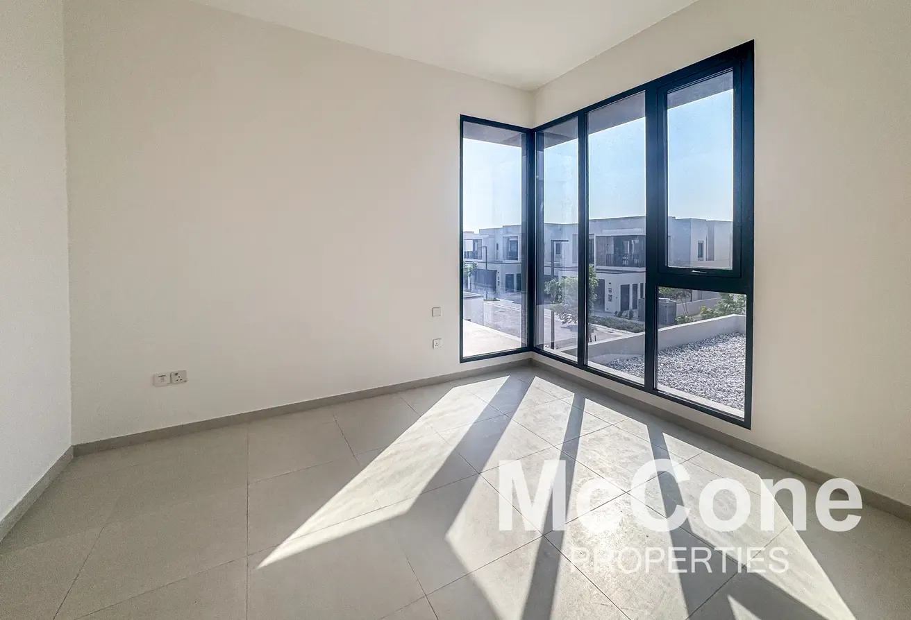 Type 4A2 | Close to Amenities | Prime Location