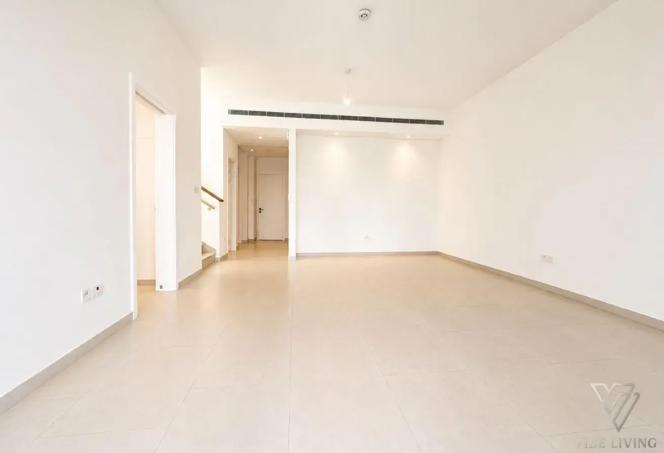 3 BR Townhouse in Jebel Ali with Private Garden