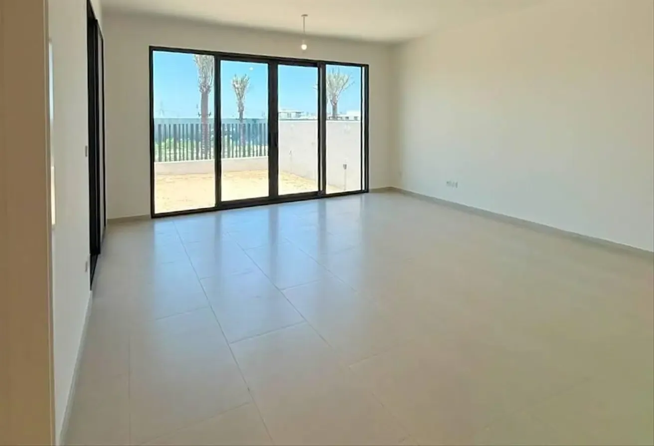 Elevated Plot | Corner Unit | Close to Club