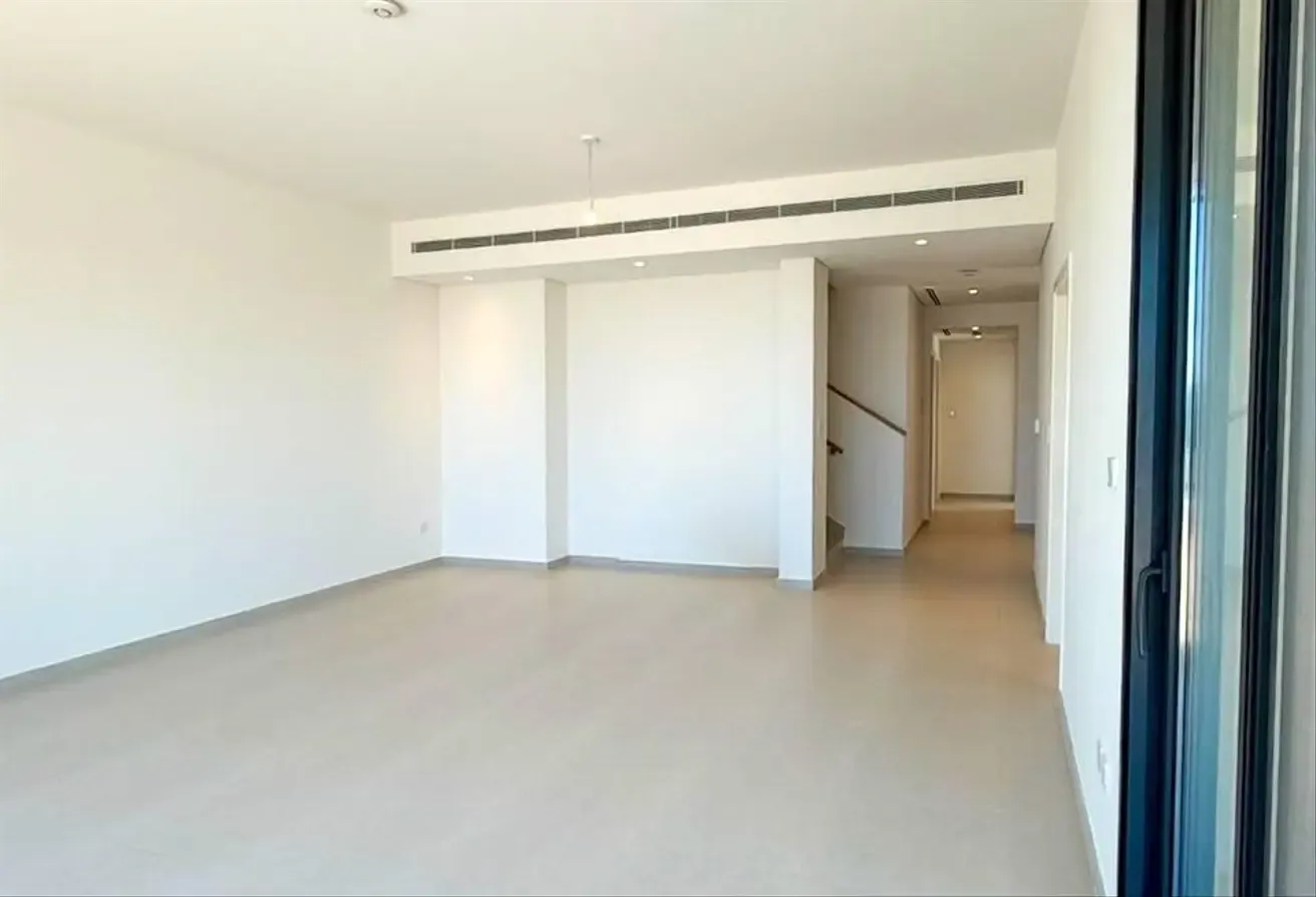 Elevated Plot | Corner Unit | Close to Club