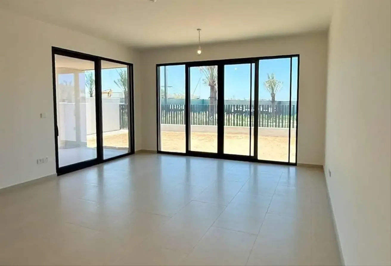 Elevated Plot | Corner Unit | Close to Club