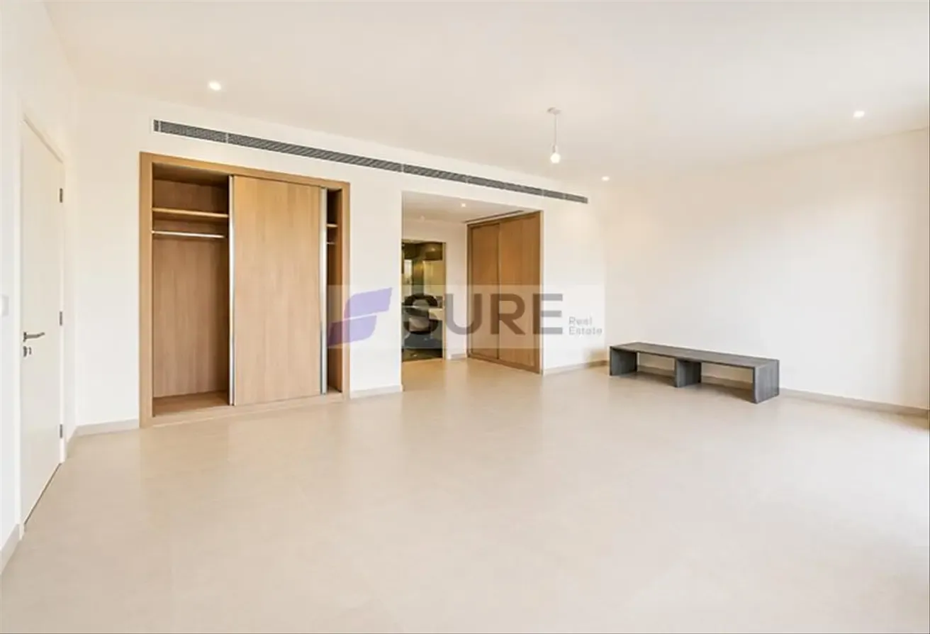 On Park / Vastu / Single Row / Best View