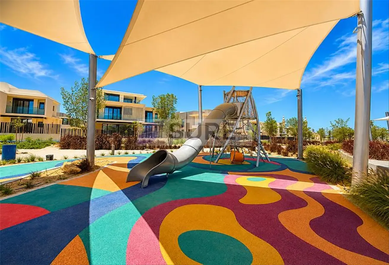 On Park / Vastu / Single Row / Best View
