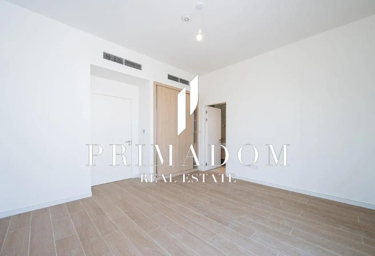 Luxury 4BR | Brand New | Single Row | Vacant