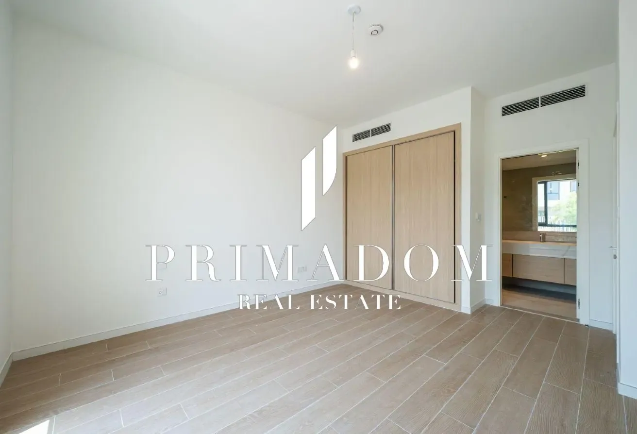 Luxury 4BR | Brand New | Single Row | Vacant