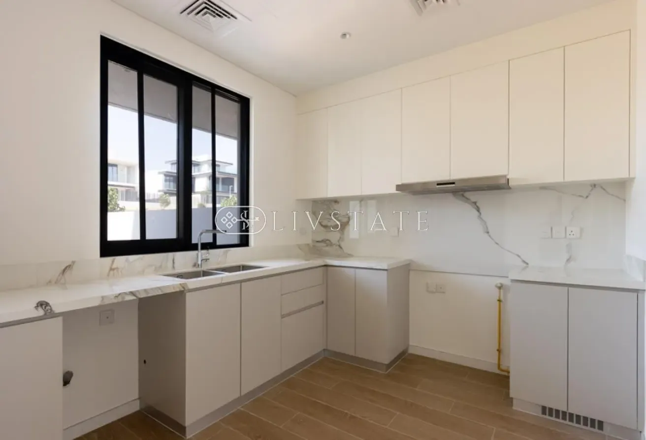 3BR + Maids | Vacant and Handover | Single Row