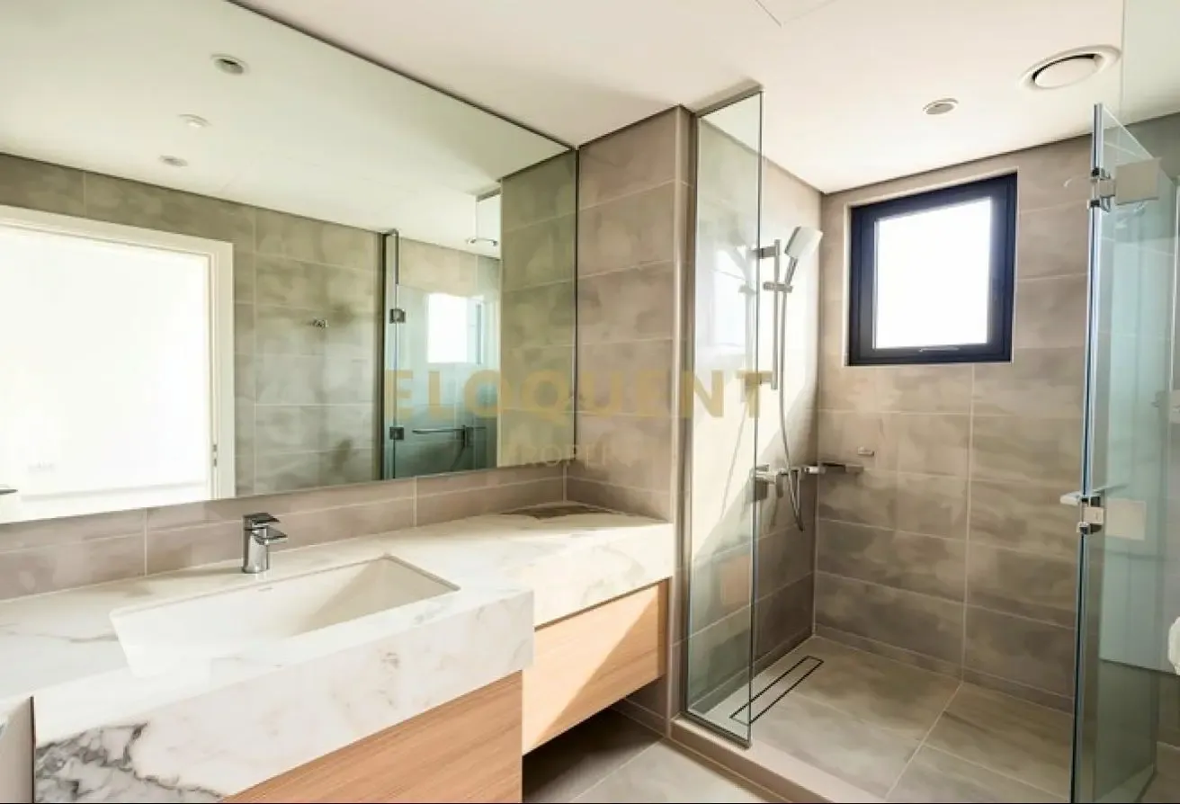 Contemporary Living | Brand New | Prime Location