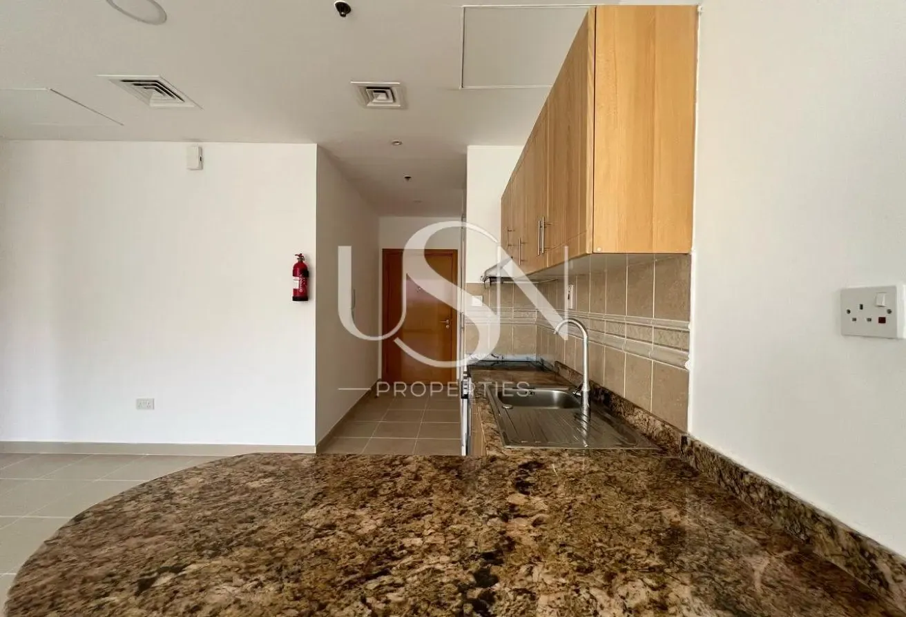 1 Month Free | 1 Bedroom | Unfurnished | Vacant