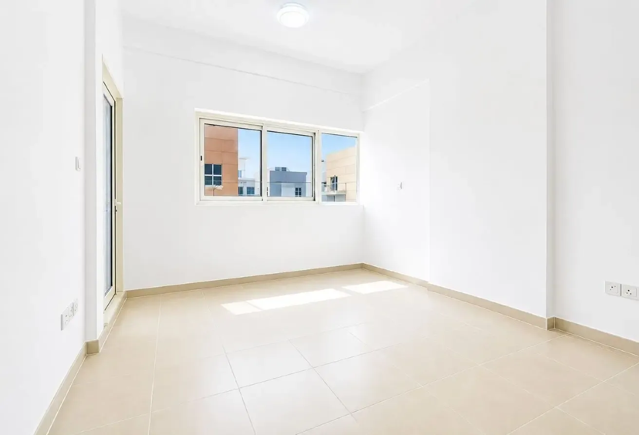 Modern 1BR | Attached Wardrobe | Balcony | DSO