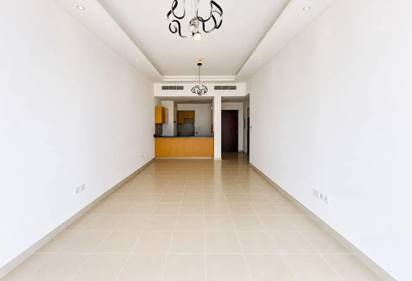 Modern 1BR | Attached Wardrobe | Balcony | DSO