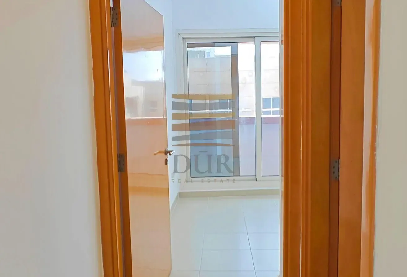 Multiple Options Available | Ready To Move | 1 BR