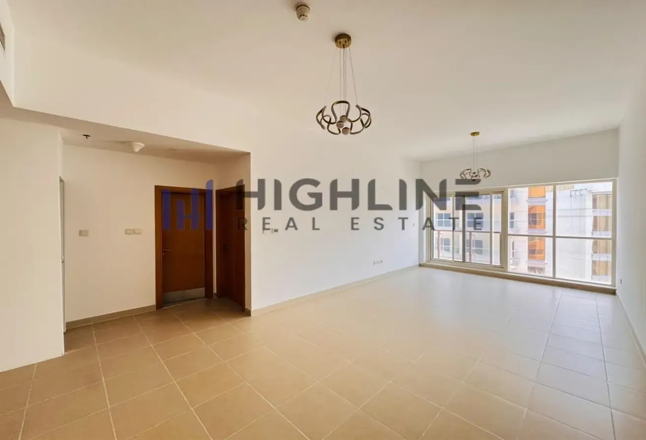 Spacious 1BR with Balcony | opposite Silicon Central mall