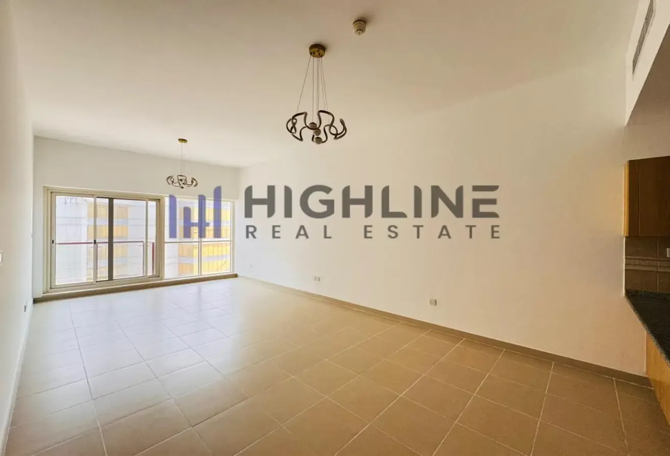 Spacious 1BR with Balcony | opposite Silicon Central mall