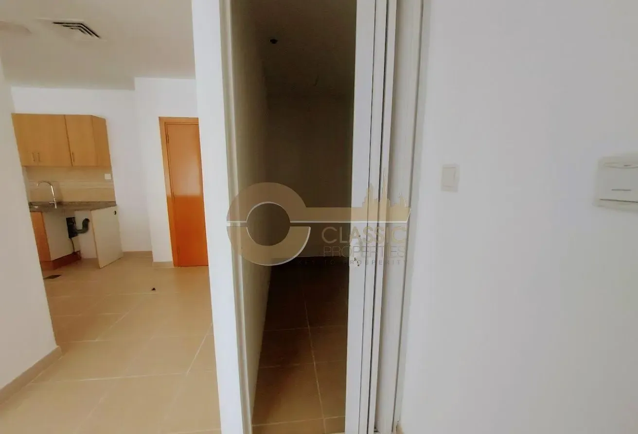 AMAZING SEMI CLOSED KITCHEN|1ST 4 WEEKS RENT FREE