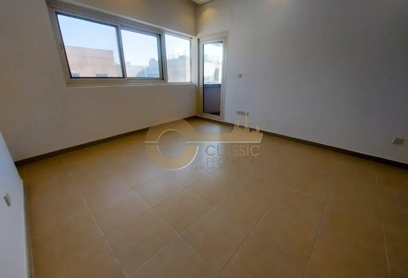 HIGH FLOOR | OPEN KITCHEN | 4 WEEKS RENT FREE