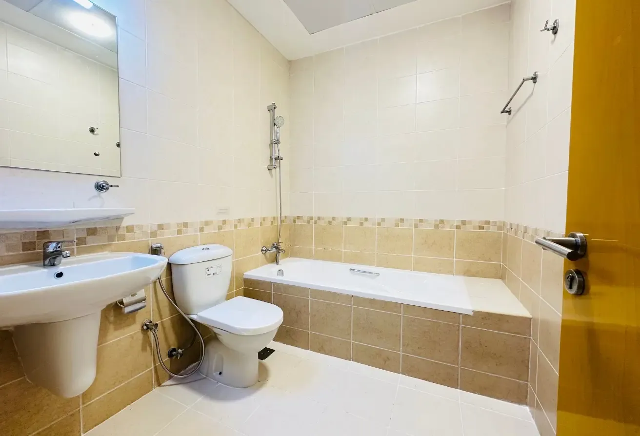 Best Offer | 1 BHK | 1 Month Free | Close to mall