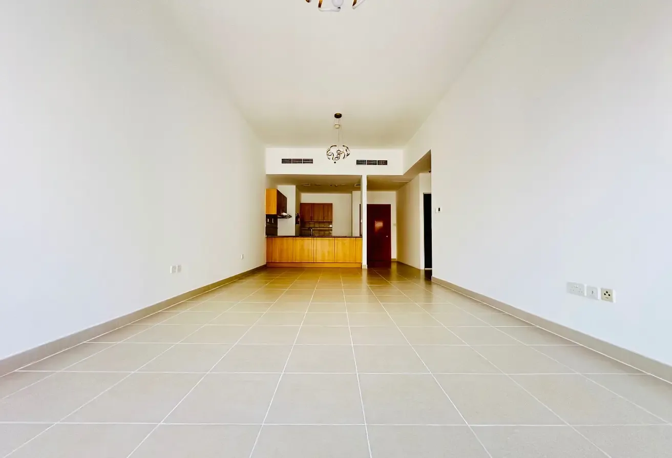 Spacious 1 BHK | 1 Month Free | Walking Distance