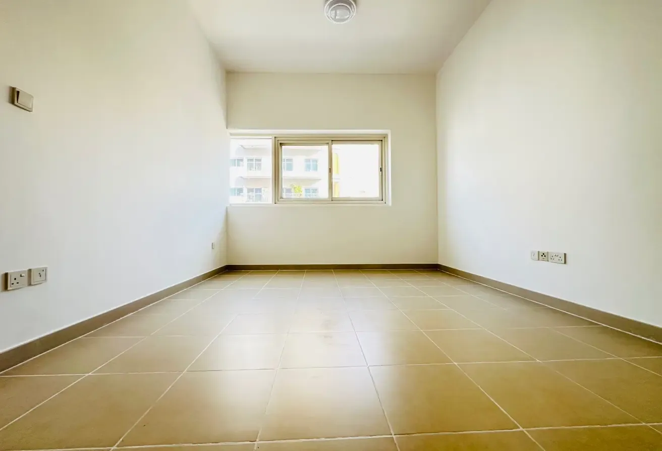 Spacious 1 BHK | 1 Month Free | Walking Distance