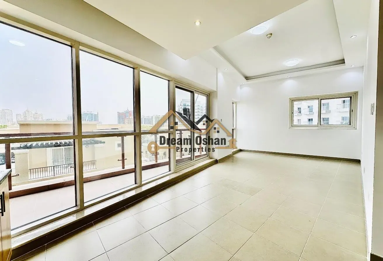 One month free close to Emirates Towert | gym,pool