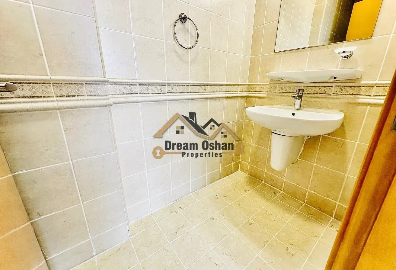 One month free close to Emirates Towert | gym,pool