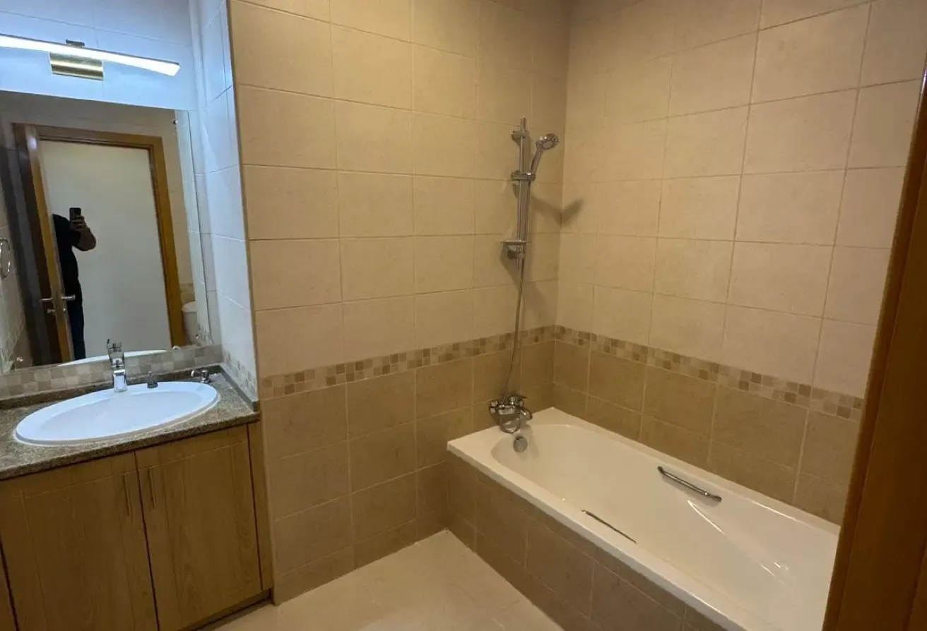 Well-Planned 1 Bedroom Apartment with Balcony