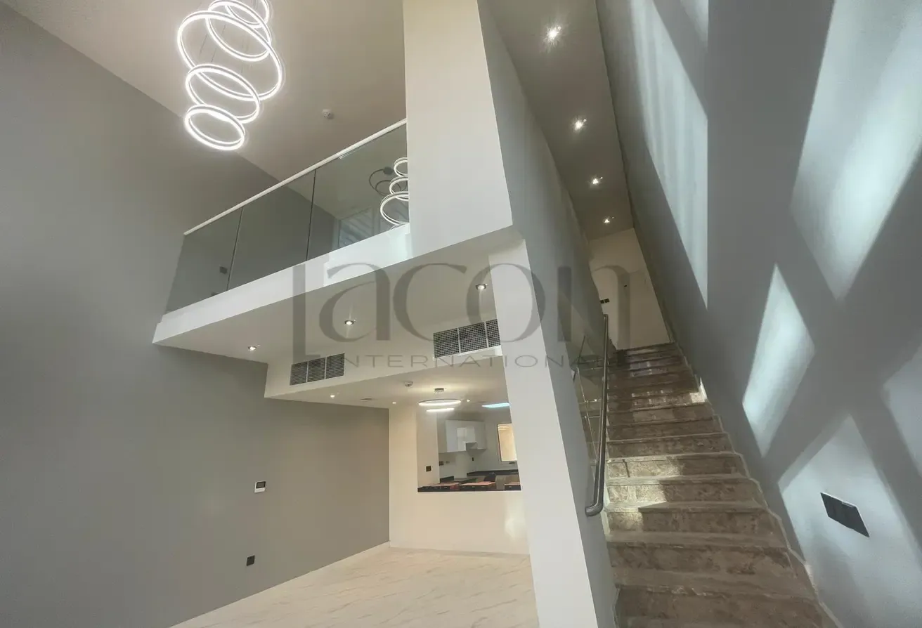 Upgraded | Corner Unit | Exclusive