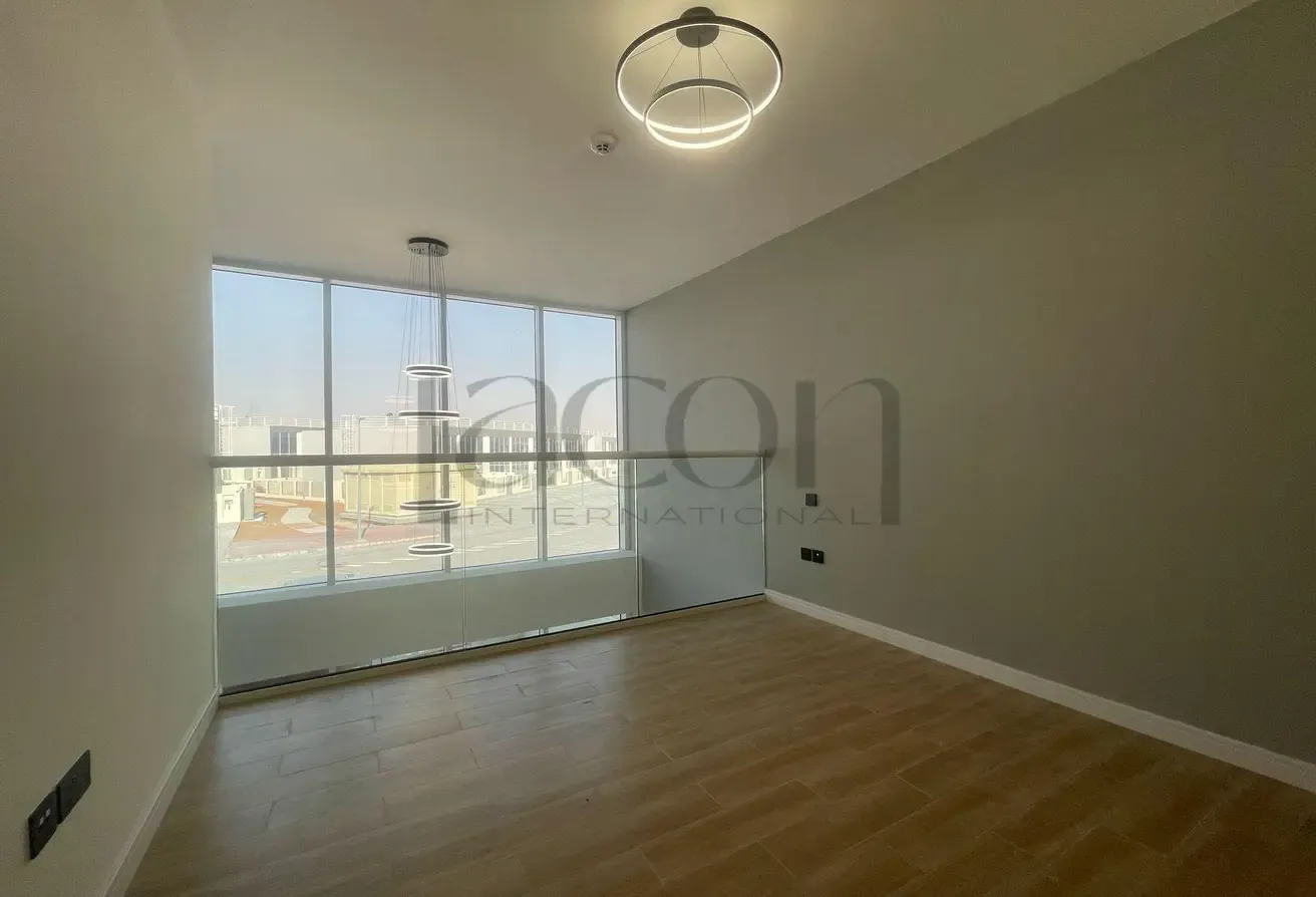 Upgraded | Corner Unit | Exclusive