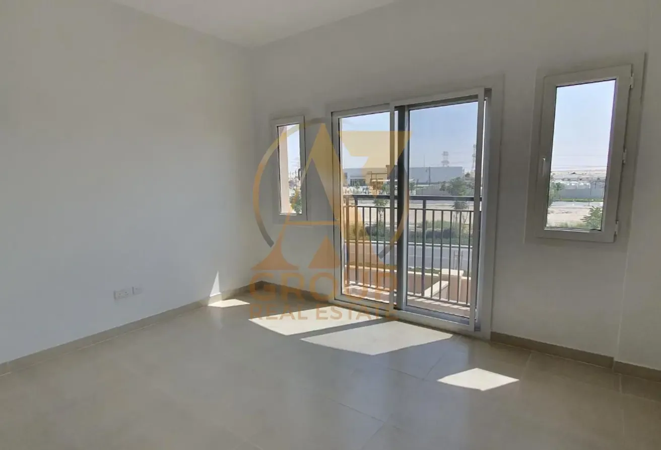 Negotiable Best Price 3 bedroom With Maid Prime Location Must see