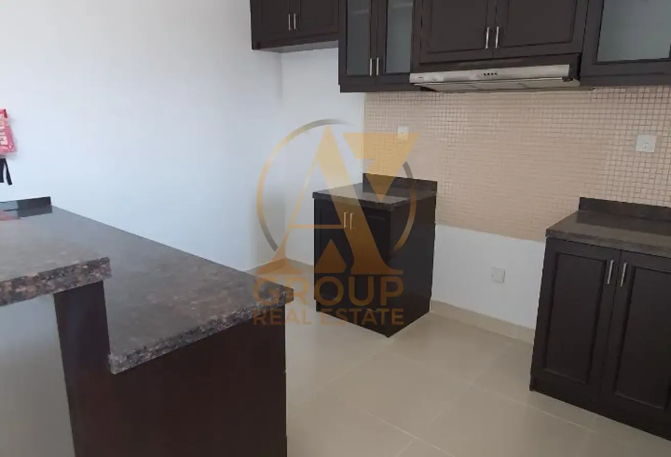 Negotiable Best Price 3 bedroom With Maid Prime Location Must see