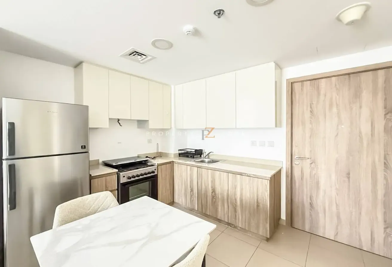 Multiple Cheques | Pool View | Fully Furnished