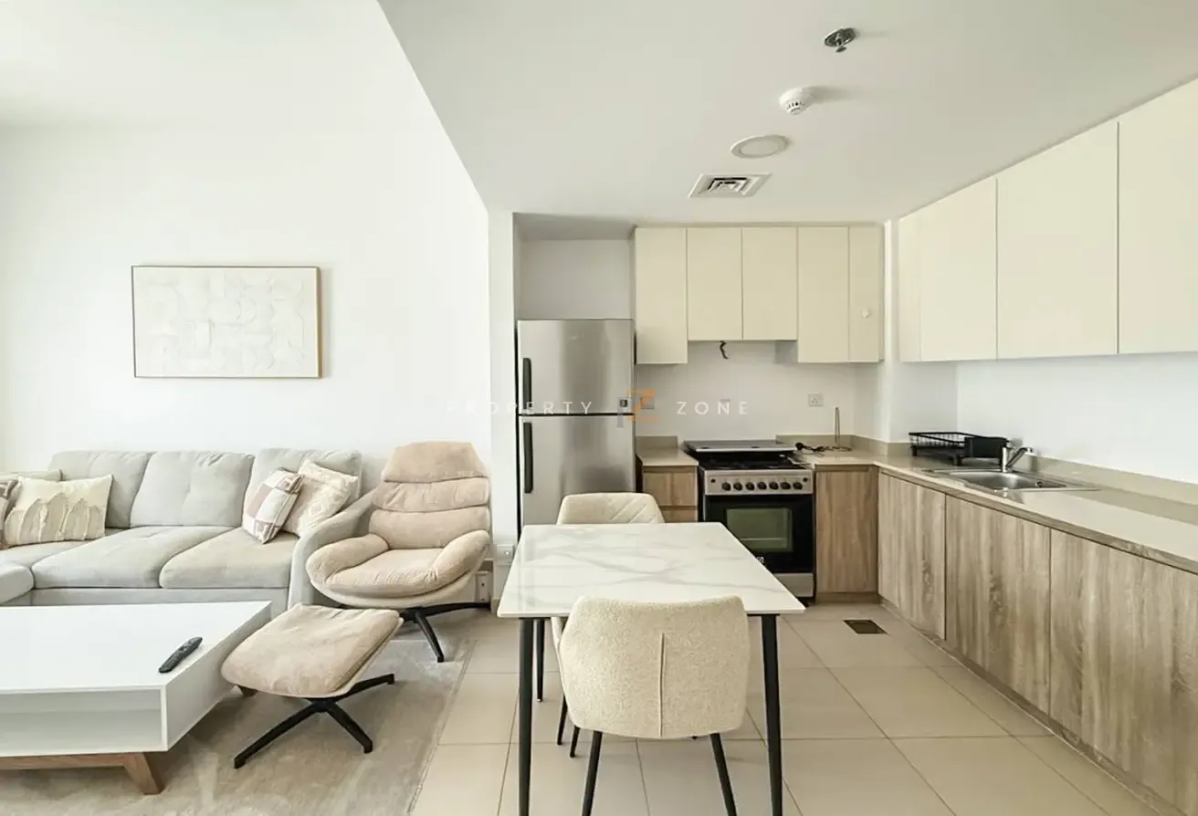 Multiple Cheques | Pool View | Fully Furnished