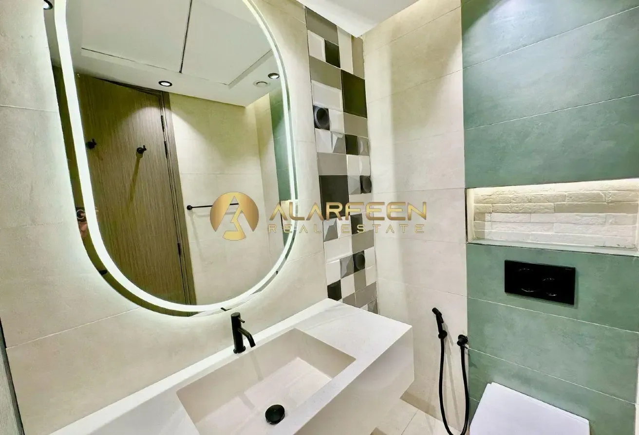 SMART HOME | READY TO MOVE | CLOSE TO PARK