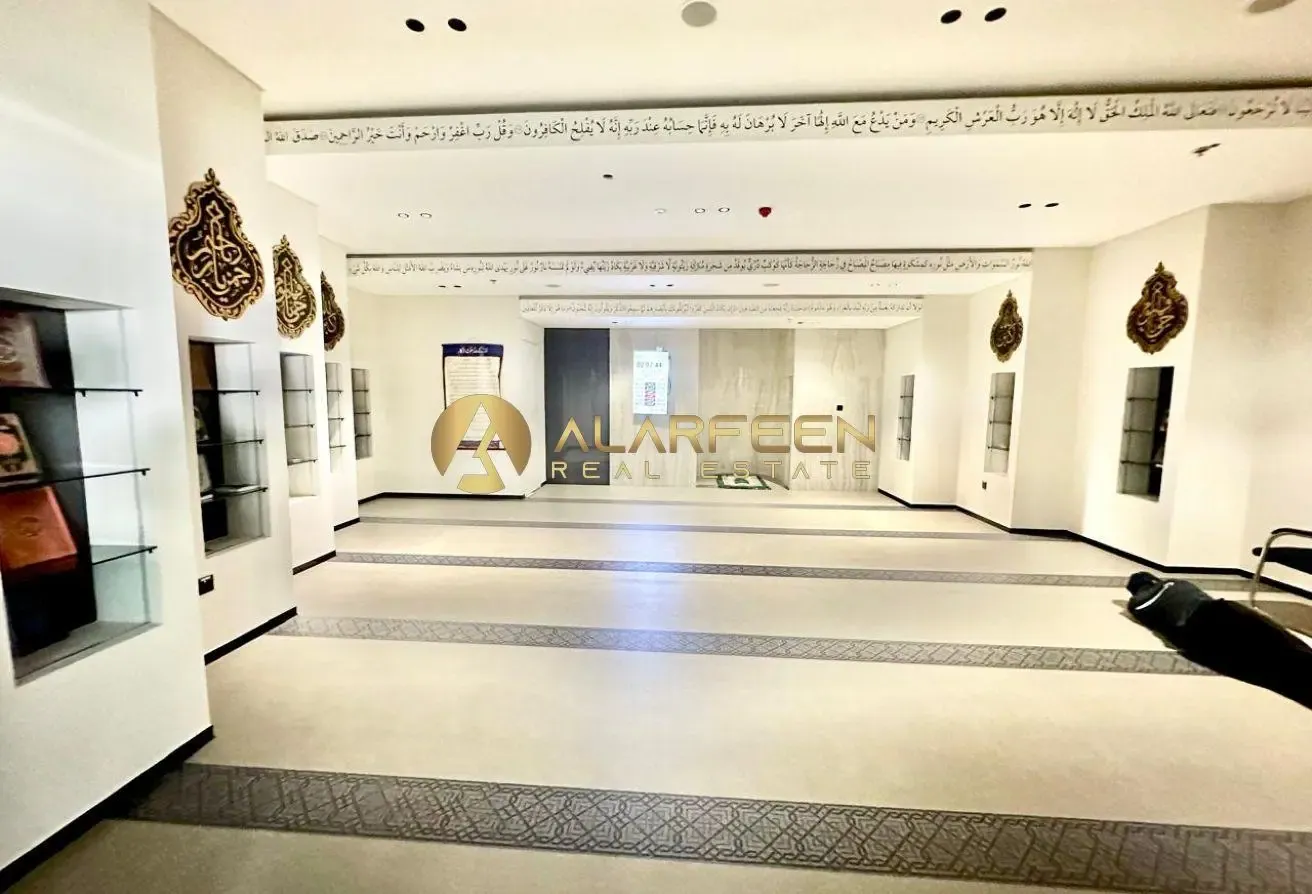 FACING VILLAS AND SKYLINE | SMART HOME