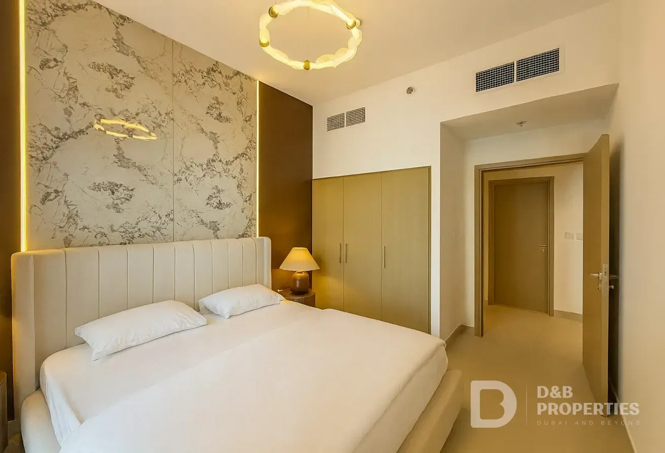 High-End | Park View | Bright Elegant Residence