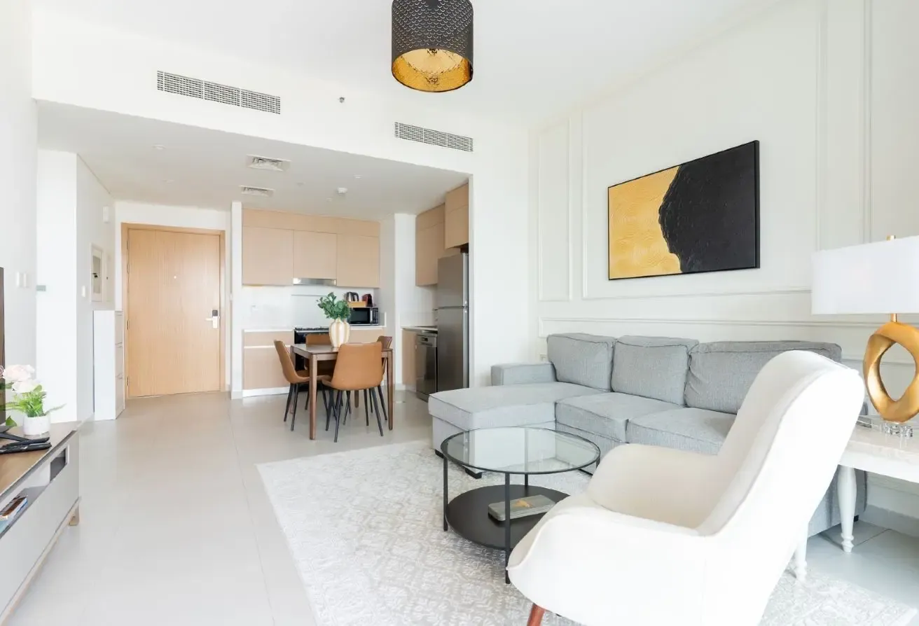 Lagoon Access l Canal View l Spacious unit