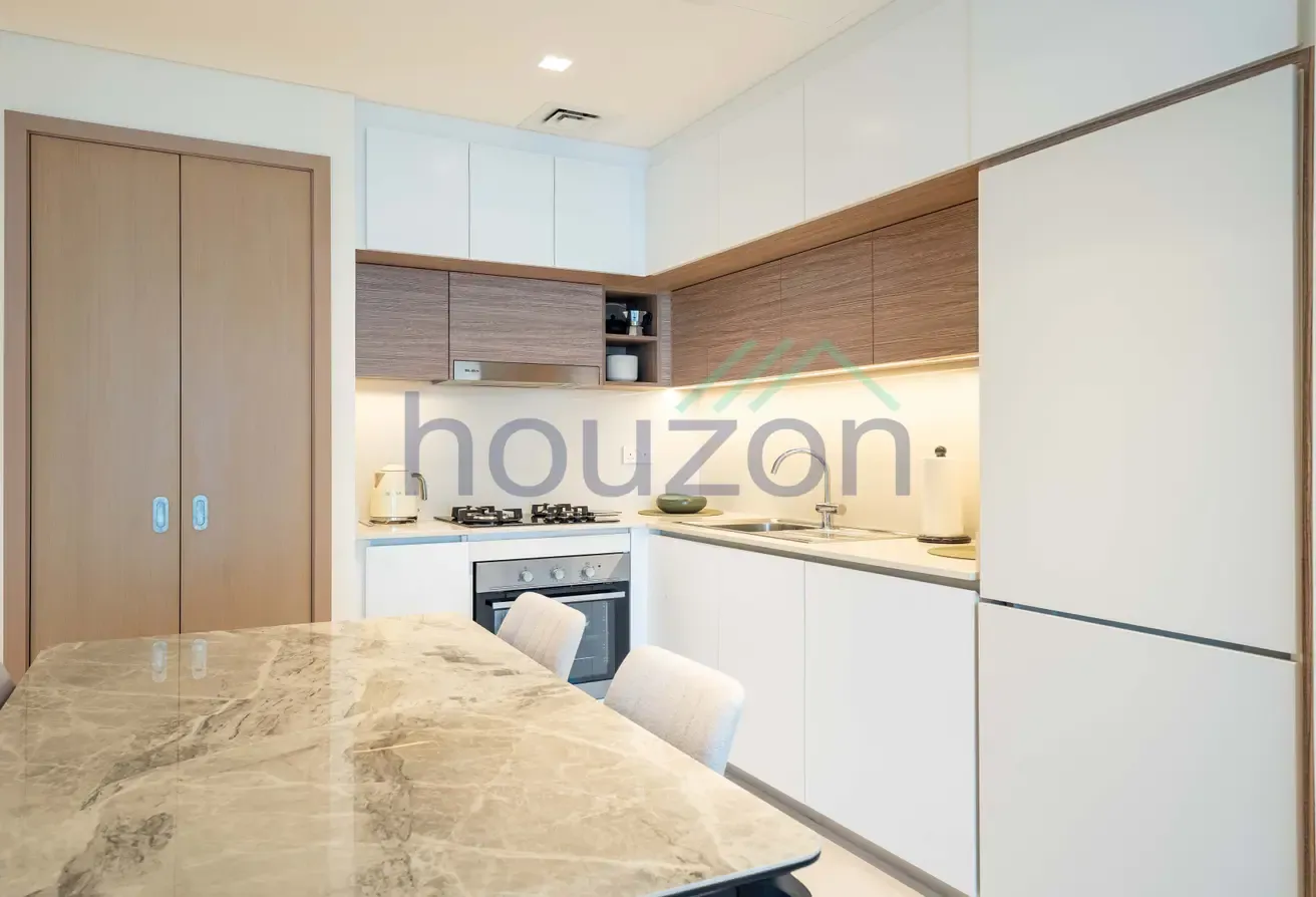Spacious 1BR | Furnished | White Goods Included