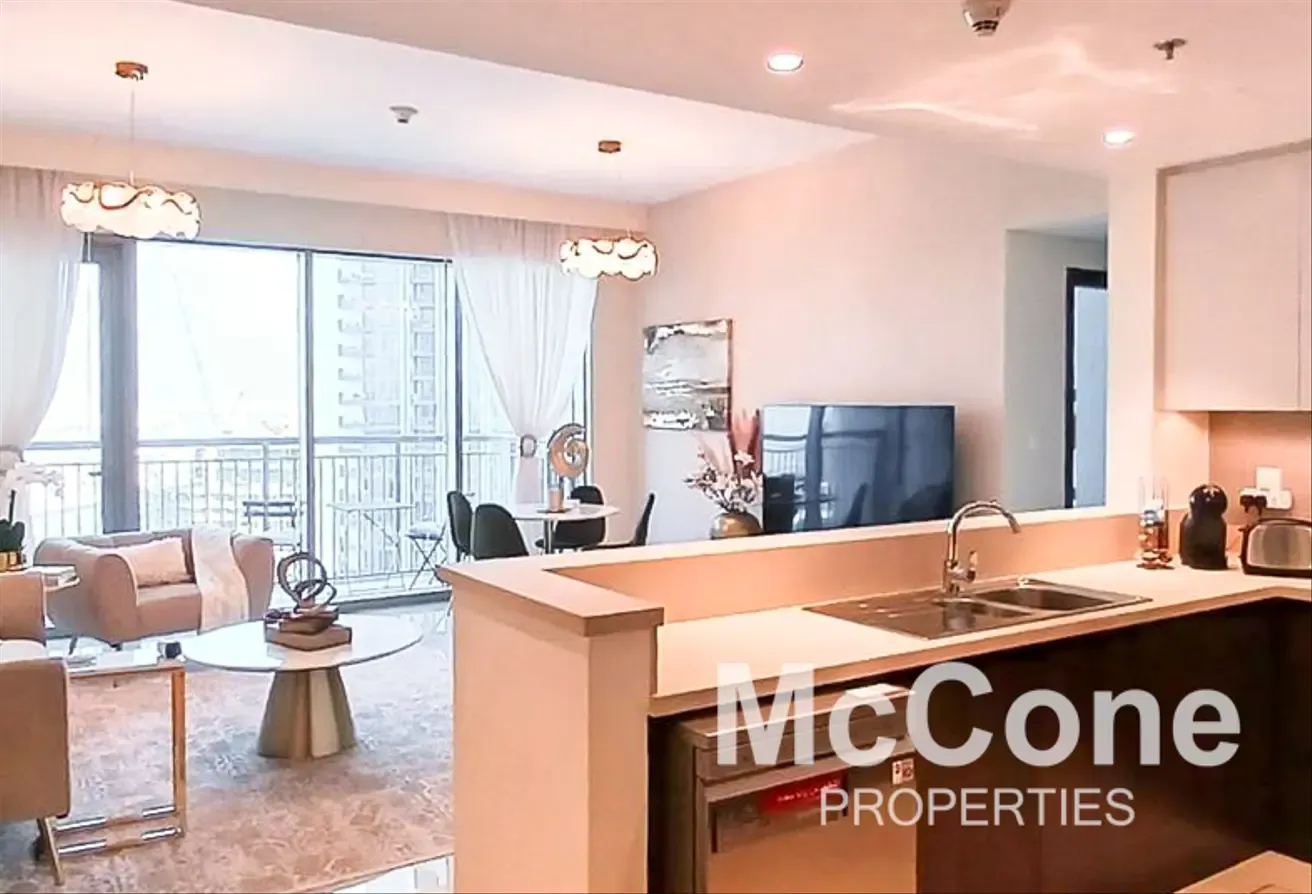 High-Floor | Vacant | Fully Furnished