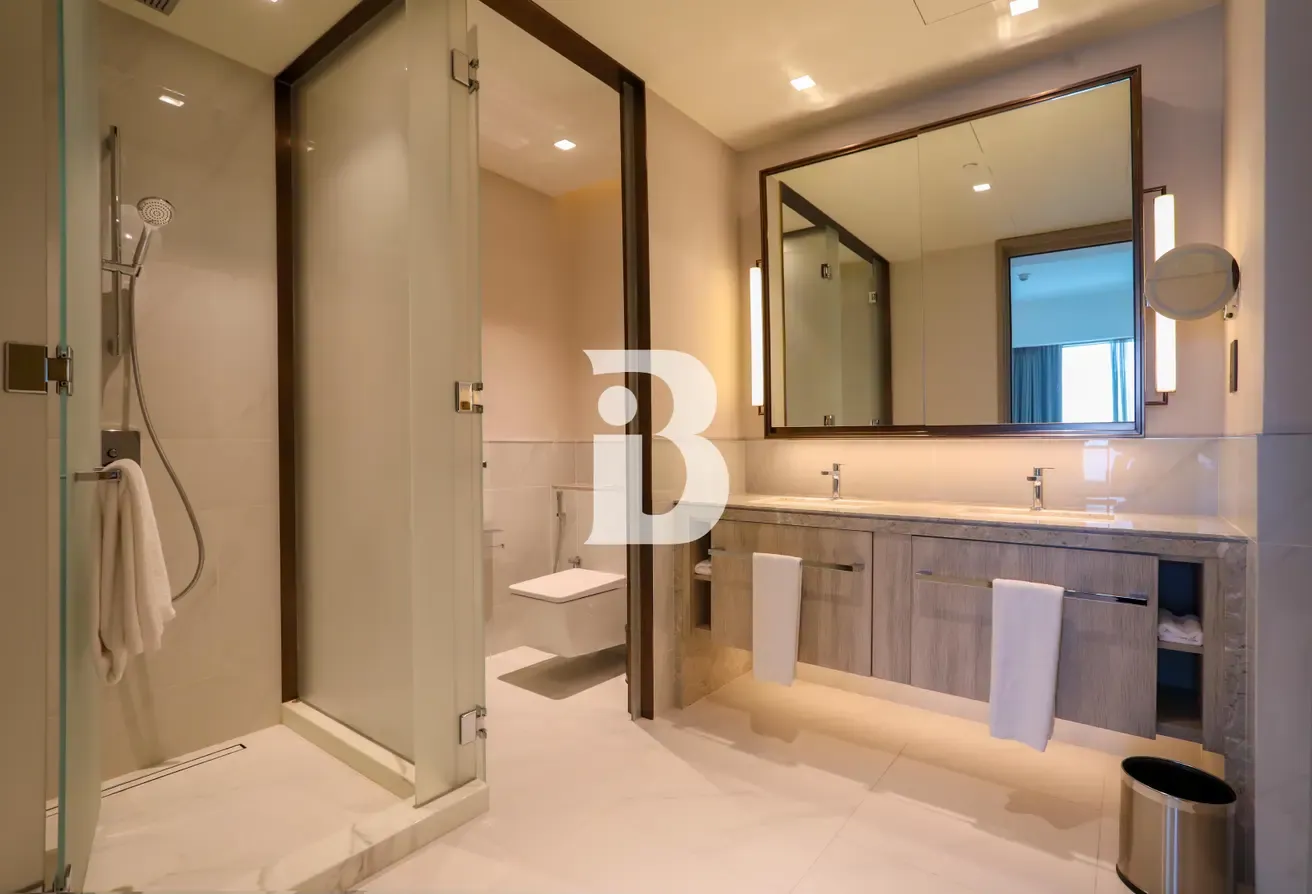 Elevated Unit | Breathtaking Views | Prime Location