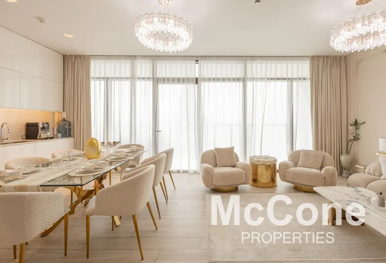 Luxury Interior | Upgraded | Unique-Layout