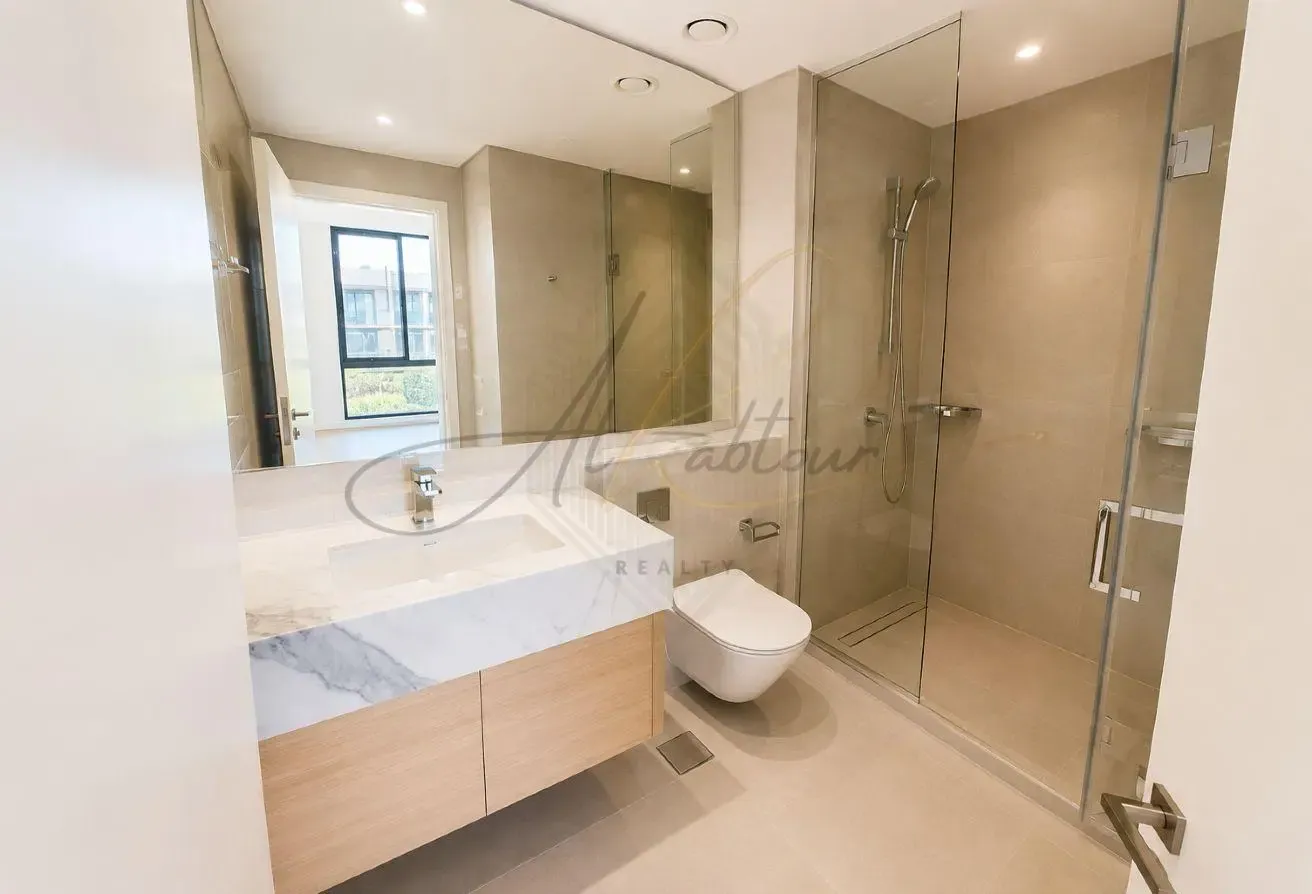Luxury 4BR | Prime Green Community | Near Pool