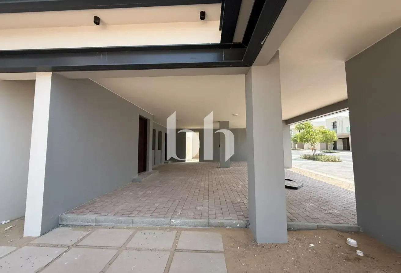 Exceptional Corner Villa | Brand New | Vacant