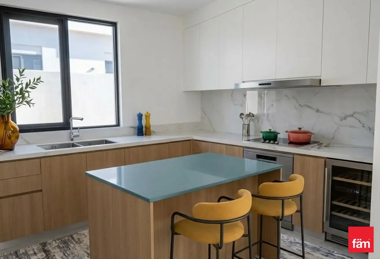 Nice Location Internal, Walking to Park and Pools