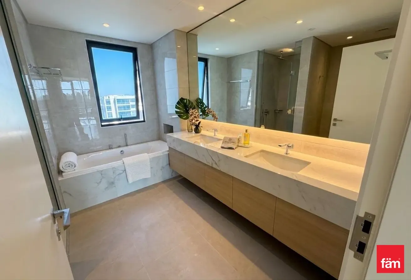 Nice Location Internal, Walking to Park and Pools