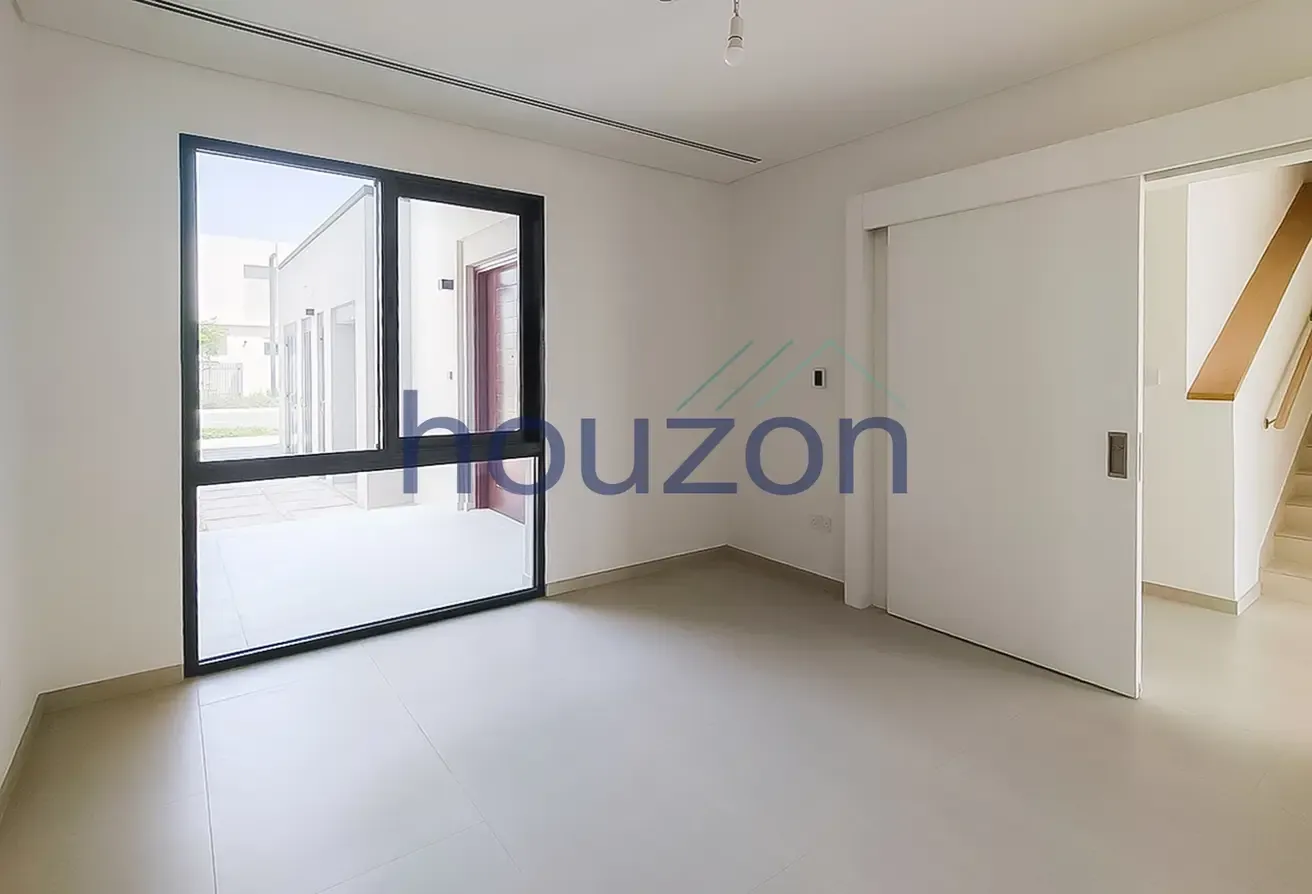 Spacious 4BR | Park View | Vastu Complaint