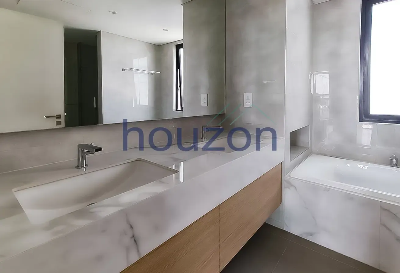 Spacious 4BR | Park View | Vastu Complaint