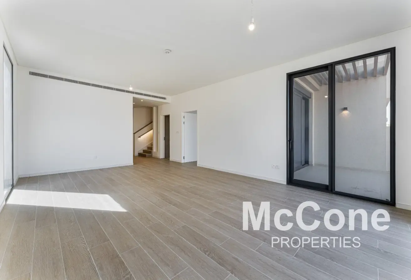 Single Row | Type 4A1 | Landscaped | Maids Room
