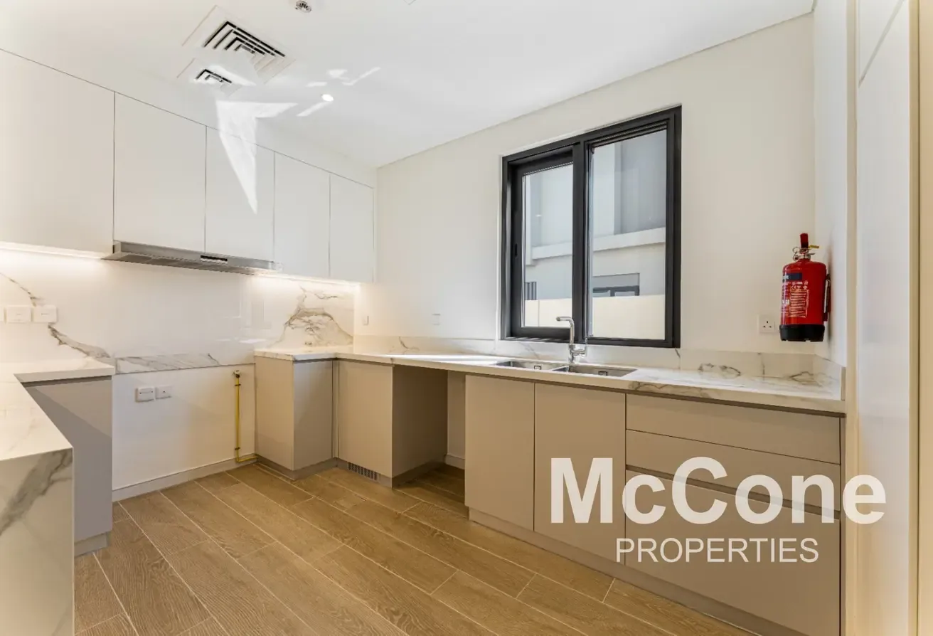 Single Row | Type 4A1 | Landscaped | Maids Room